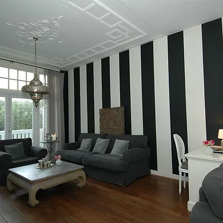 فندق Zeespiegel 3*