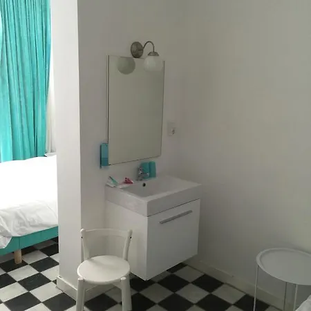 فندق Zeespiegel 3*