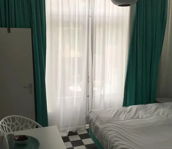 ホテル Zeespiegel ザントフォールト