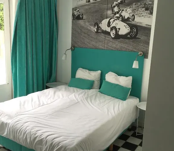 ホテル Zeespiegel