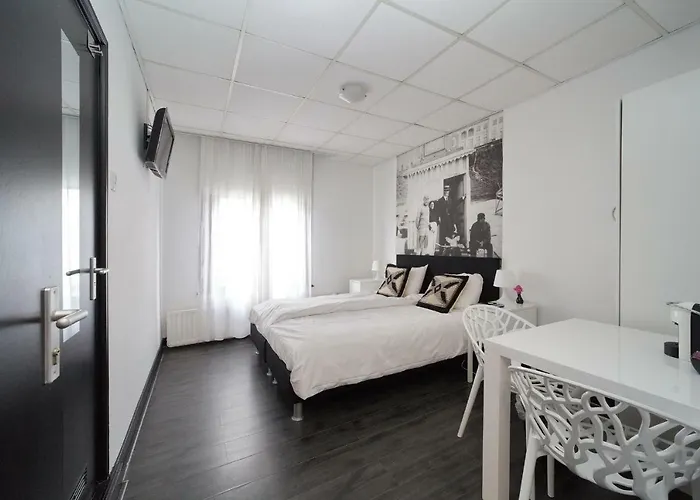 ホテル Zeespiegel